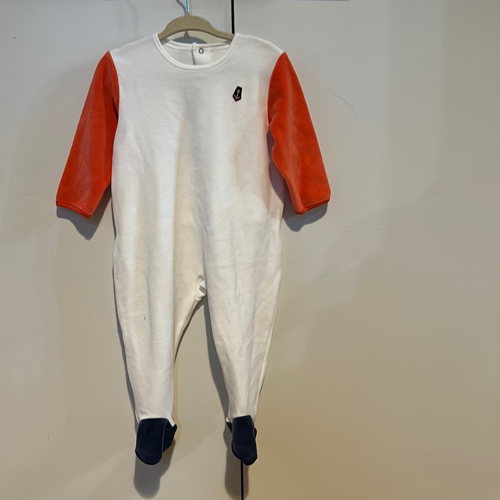 Petit Bateau -12 months- velvet onsie
